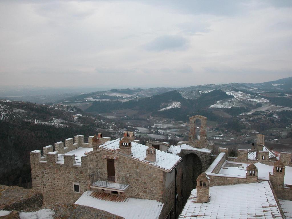 Gaglietole Castello Di Cisterna 아파트 호텔 외부 사진