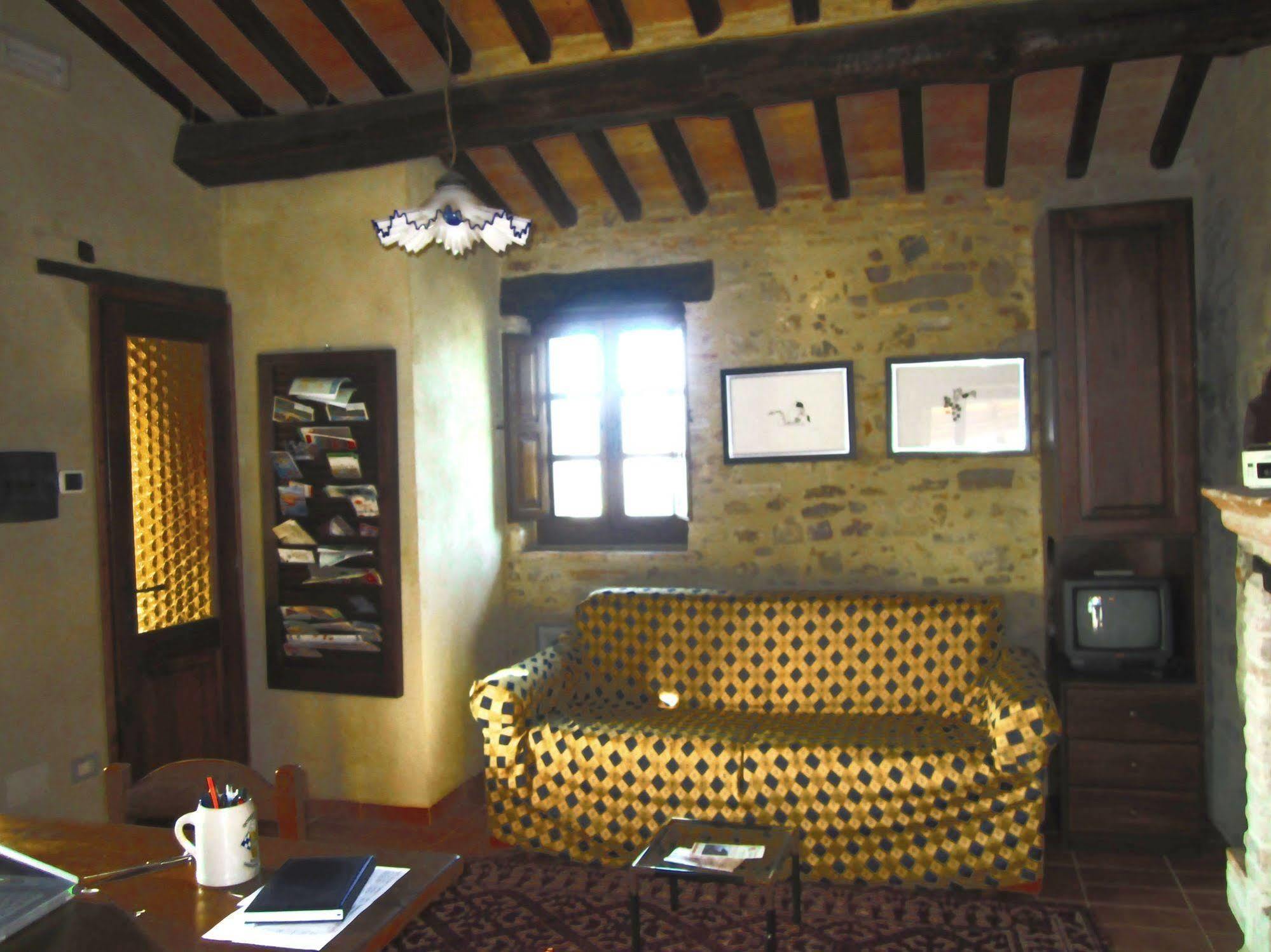 Gaglietole Castello Di Cisterna 아파트 호텔 외부 사진