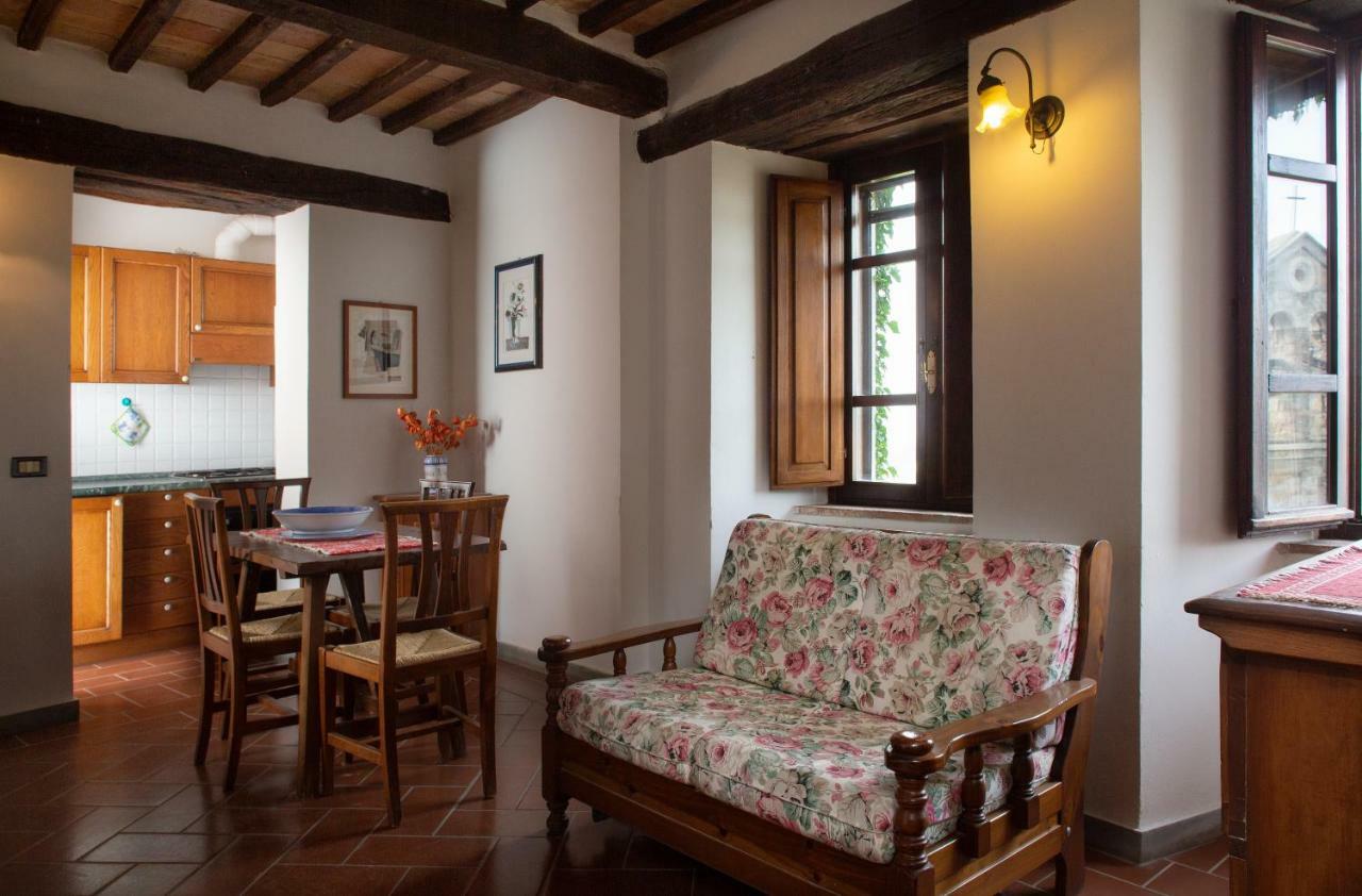 Gaglietole Castello Di Cisterna 아파트 호텔 외부 사진