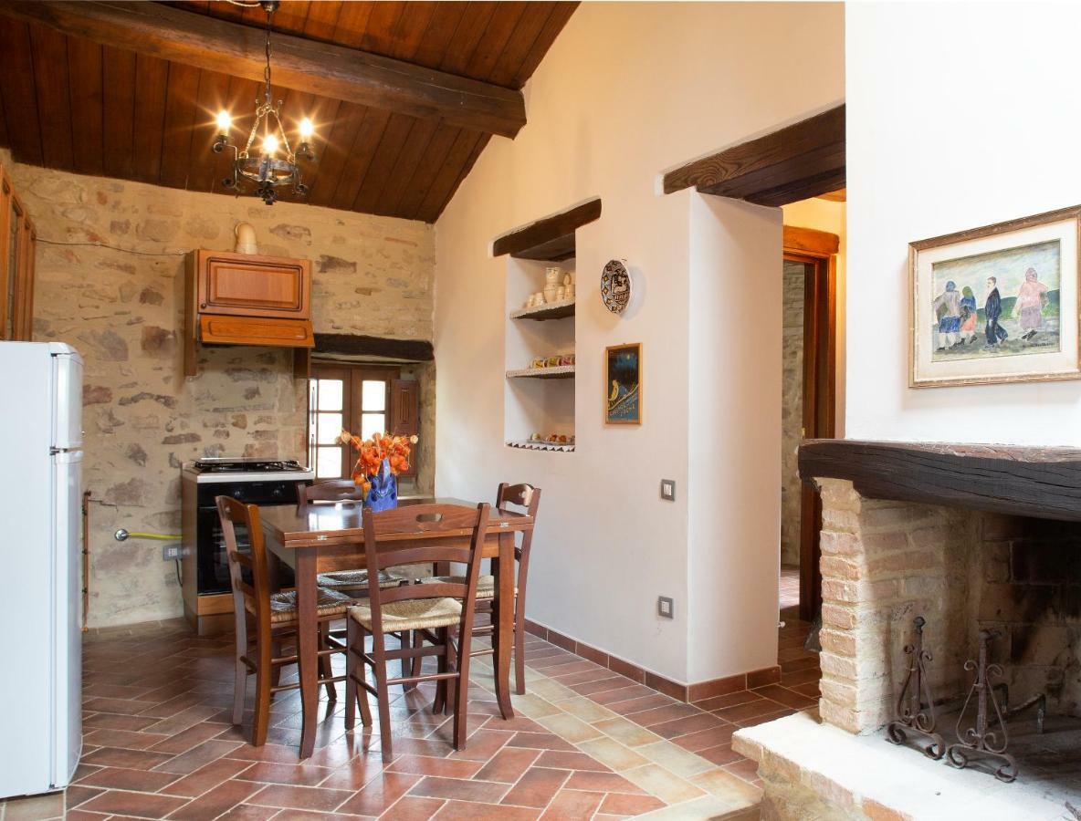 Gaglietole Castello Di Cisterna 아파트 호텔 외부 사진